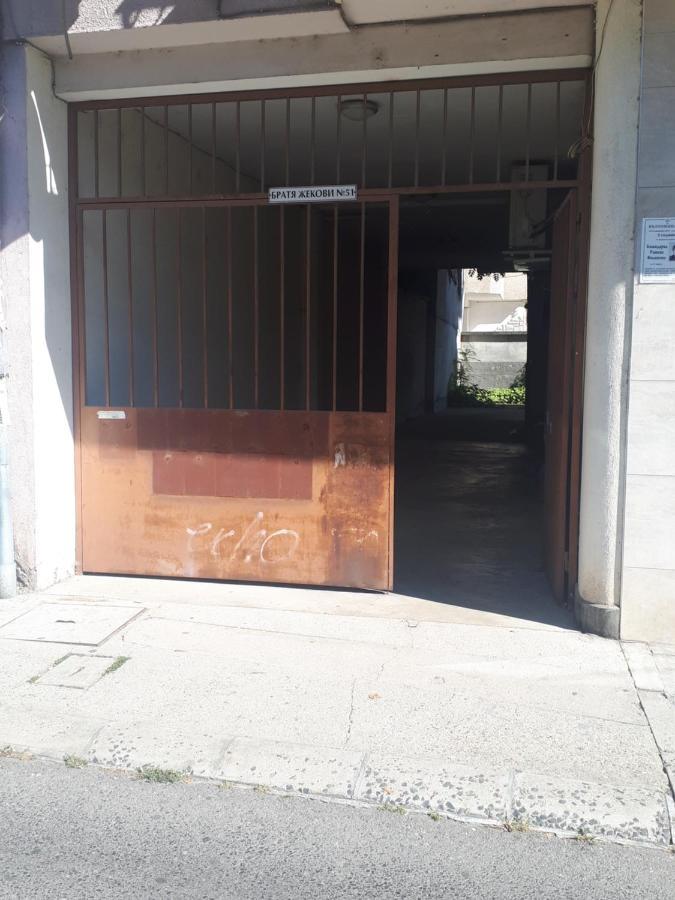 Hostex Vintage Apartment Stara Zagora Exterior foto