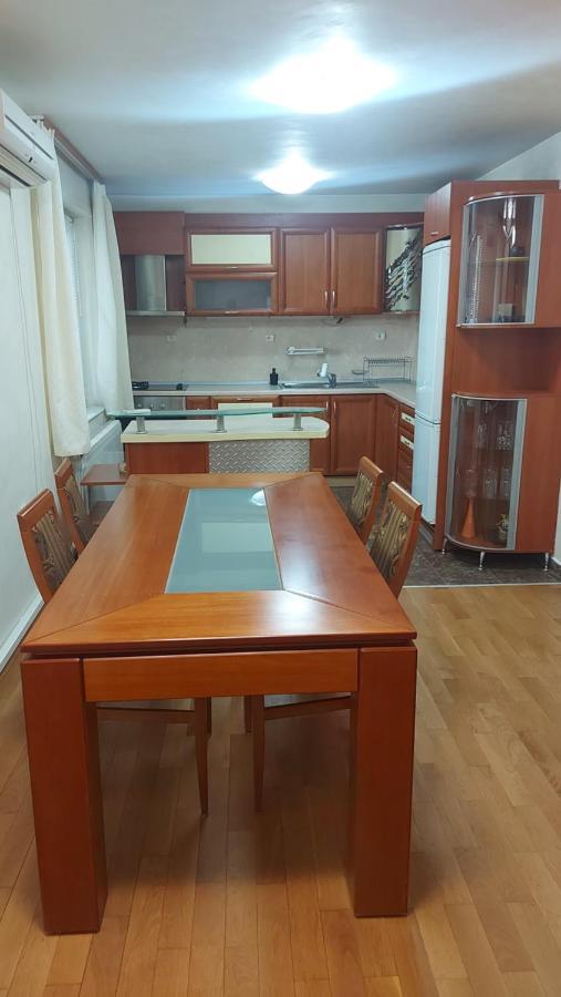 Hostex Vintage Apartment Stara Zagora Exterior foto