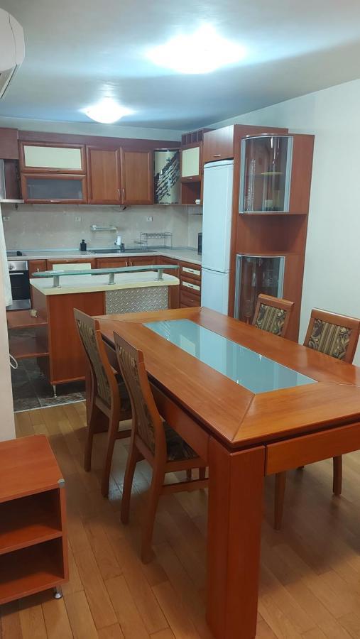 Hostex Vintage Apartment Stara Zagora Exterior foto